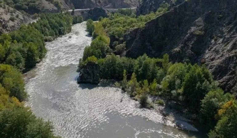 Dersim’de sağanak etkili oldu, Munzur ve Pülümür’ün debisi yükseldi