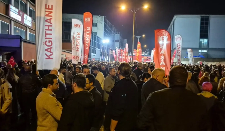 Özel’den sansüre karşı ortak mücadele çağrısı